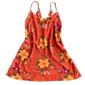 VINTAGE‎ VICTORIA’S SECRET Floral Chemise